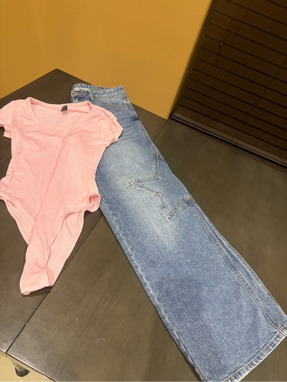 Bundle - No boundaries baggy jeans & bodysuit